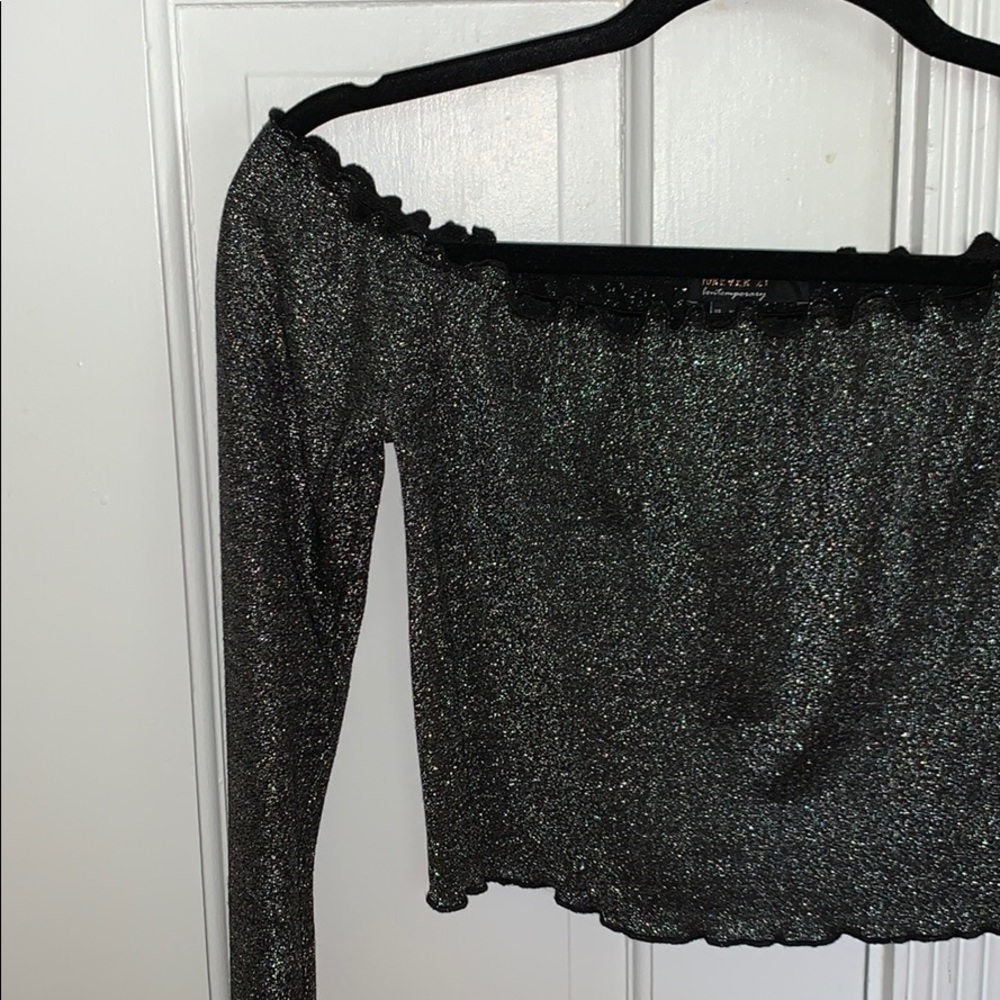 Metallic Off-the-Shoulder crop top